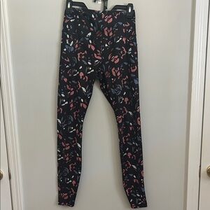 Avia Women's Black and Pink Patterned Leggings